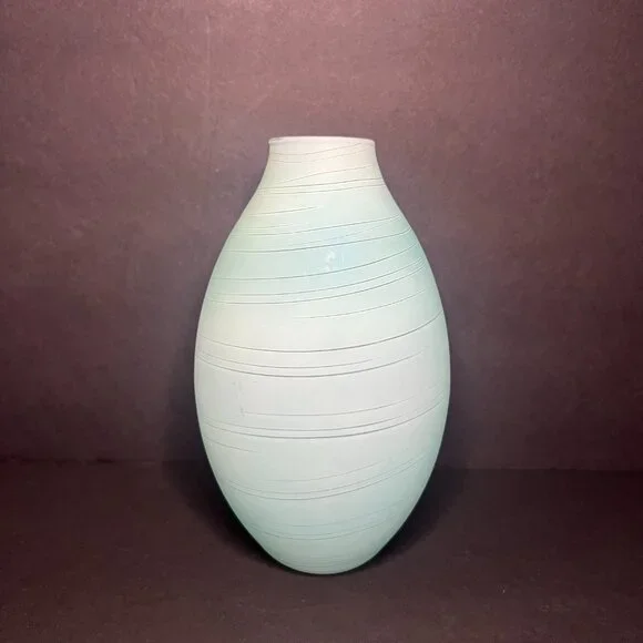 Hand Blown Blue Green Frosted Swirl Etched Art Glass Vessel Bud Vase 6 x 3.5" - Picture 4 of 6